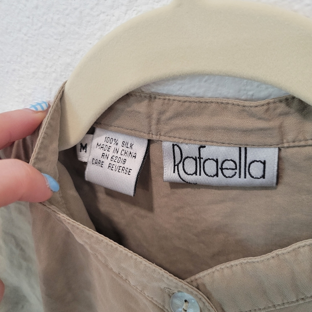Rafaella Beige/Taupe 100% Silk Button Up Shirt Women’s M - Picture 2 of 5